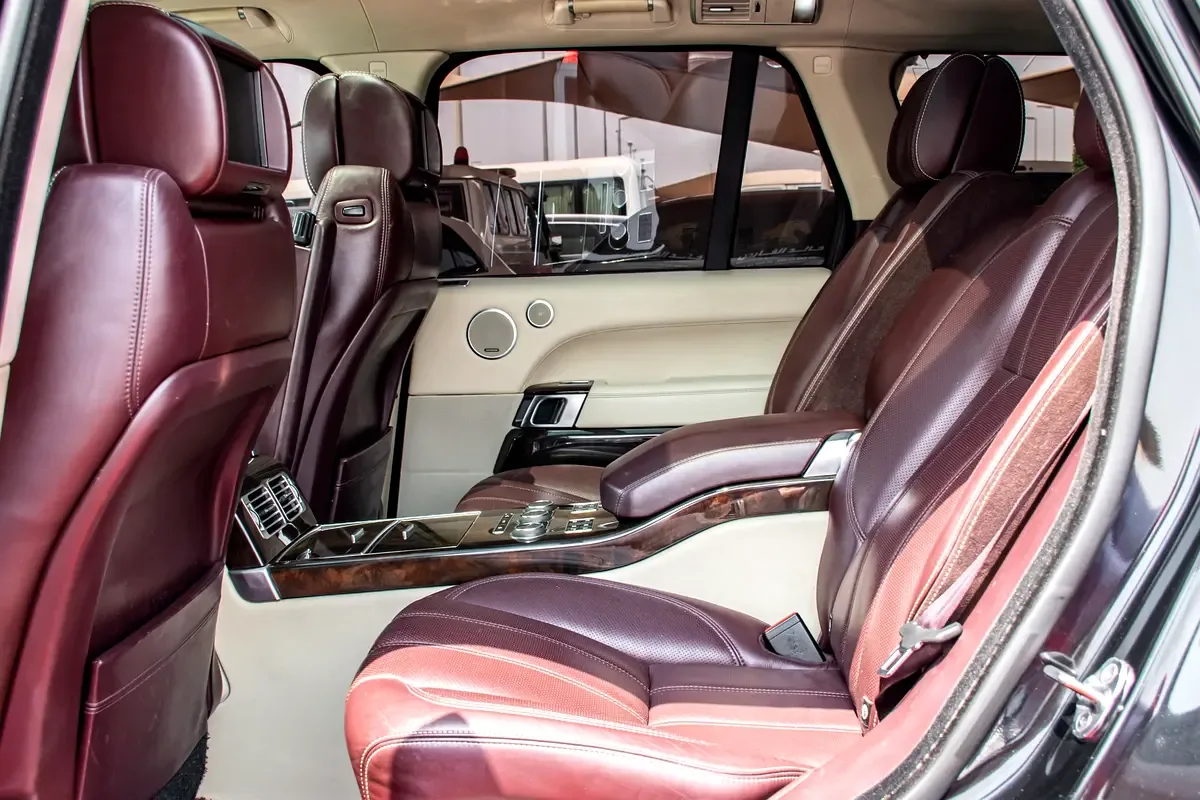 Land Rover Range Rover 5.0 V8 Supercharged AT AWD (550 hp) - 11