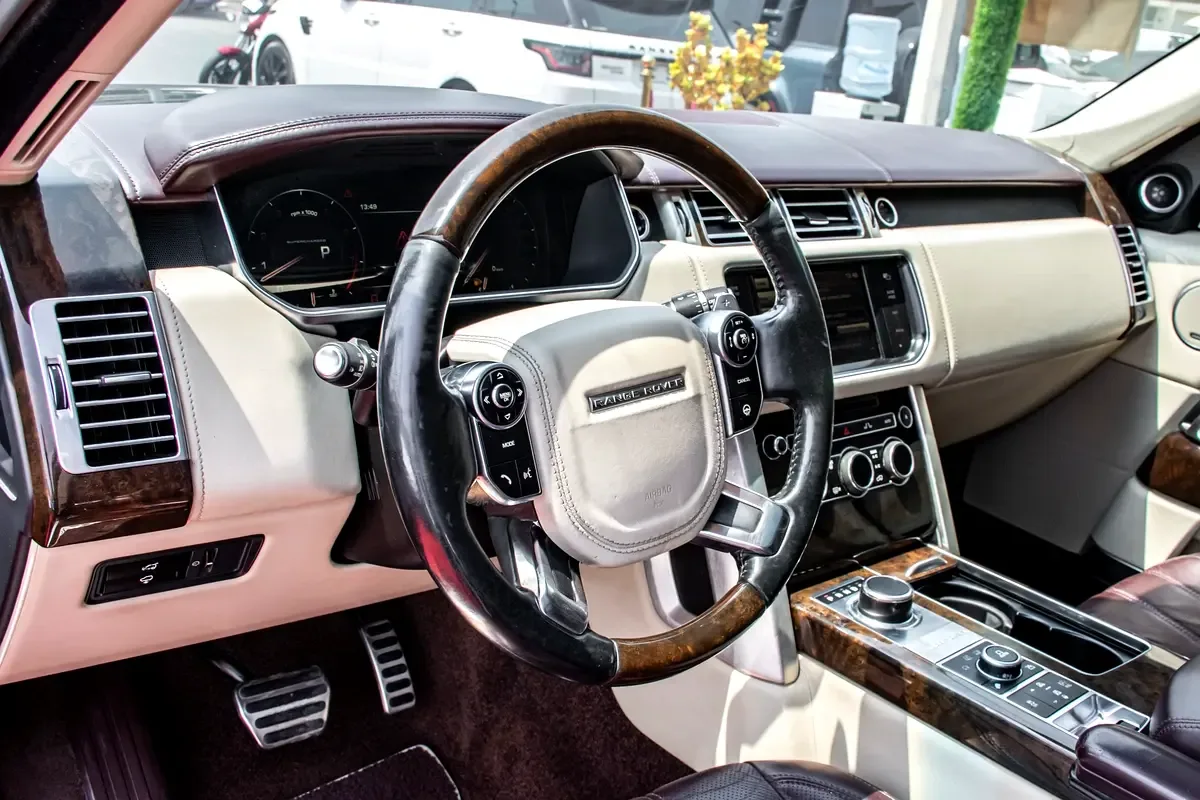 Land Rover Range Rover 5.0 V8 Supercharged AT AWD (550 hp) - 14
