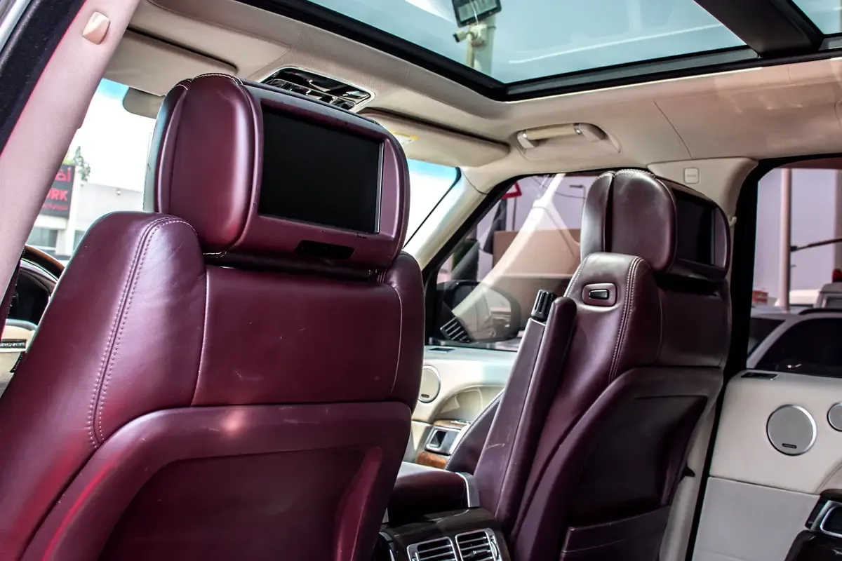 Land Rover Range Rover 5.0 V8 Supercharged AT AWD (550 hp) - 17