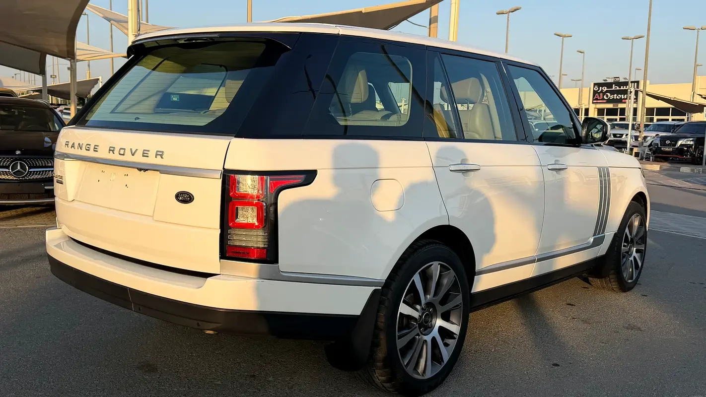 Land Rover Range Rover 5.0 V8 Supercharged AT AWD (550 حصان) - 3
