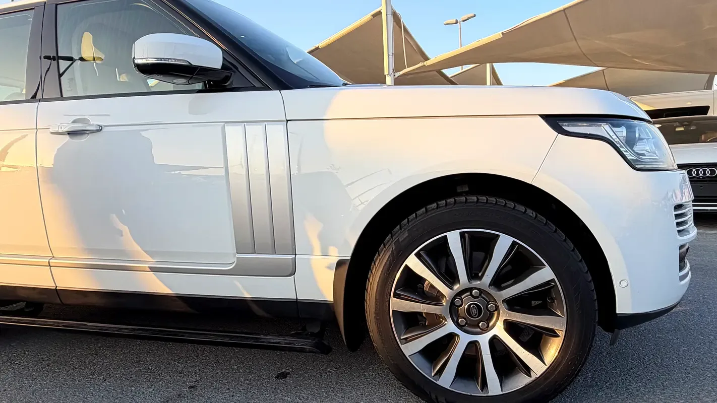 Land Rover Range Rover 5.0 V8 Supercharged AT AWD (550 حصان) - 8