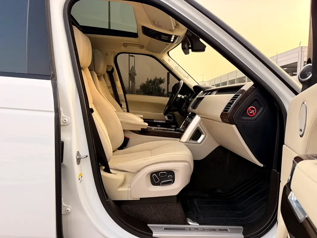 Land Rover Range Rover 5.0 V8 Supercharged AT AWD (550 حصان) - 9