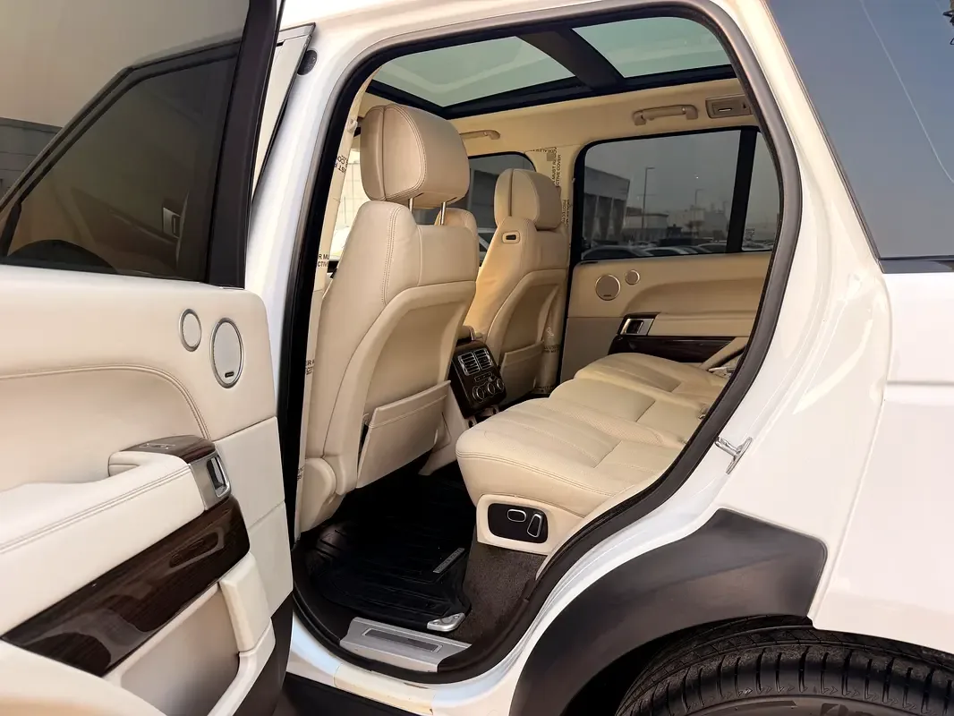 Land Rover Range Rover 5.0 V8 Supercharged AT AWD (550 حصان) - 10