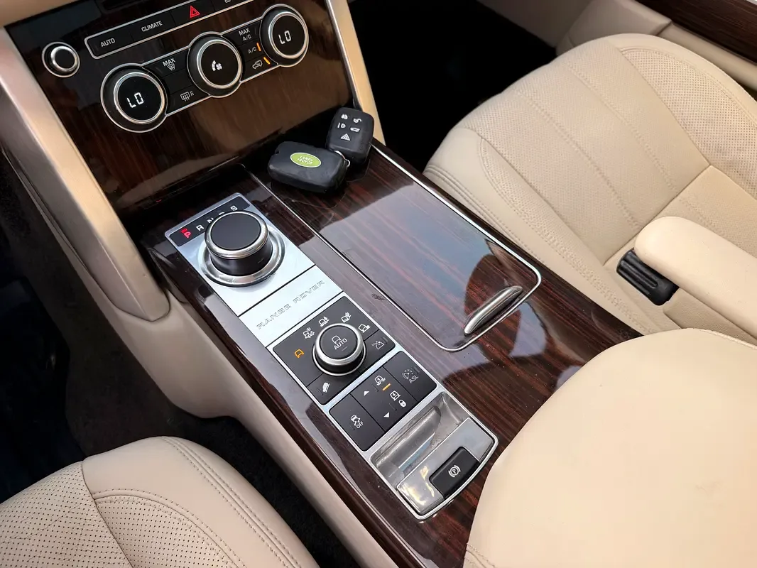 Land Rover Range Rover 5.0 V8 Supercharged AT AWD (550 حصان) - 18