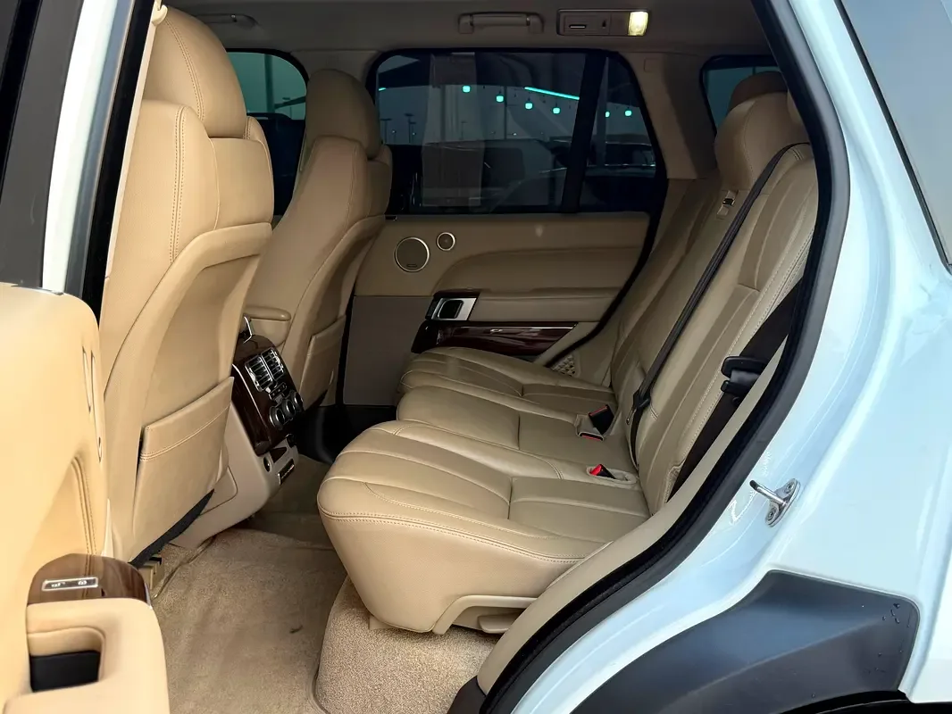 Land Rover Range Rover 5.0 V8 Supercharged AT AWD (550 حصان) - 5