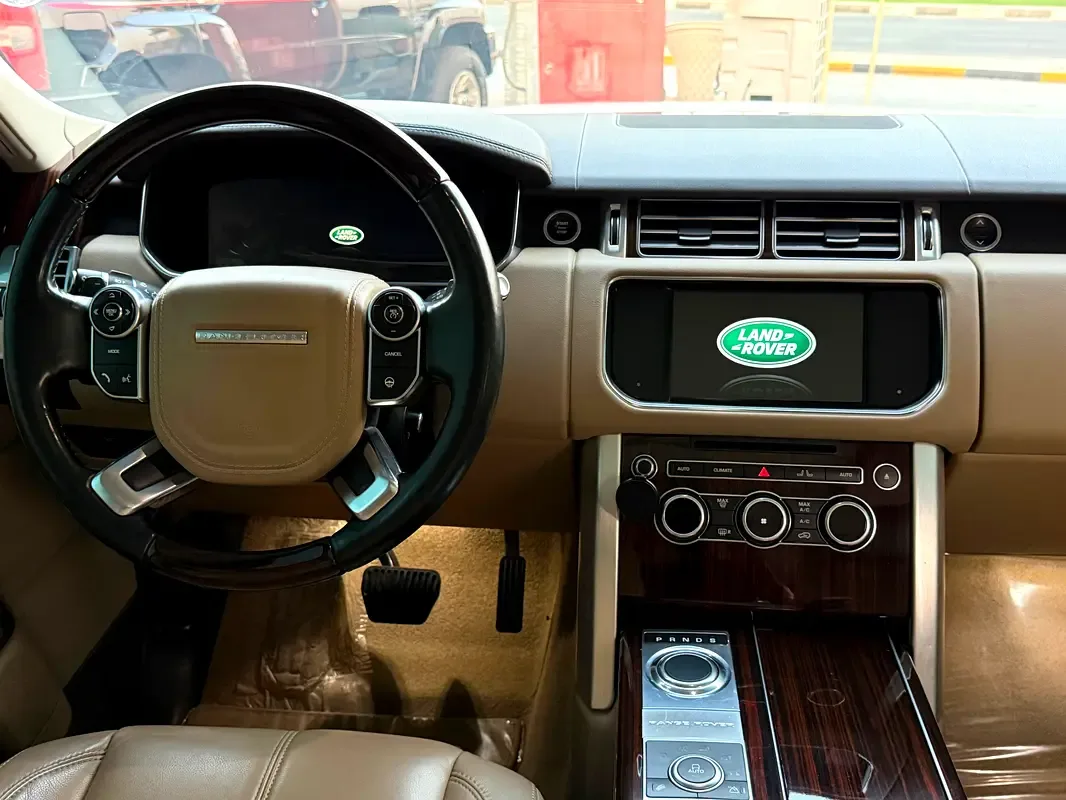 Land Rover Range Rover 5.0 V8 Supercharged AT AWD (550 حصان) - 10