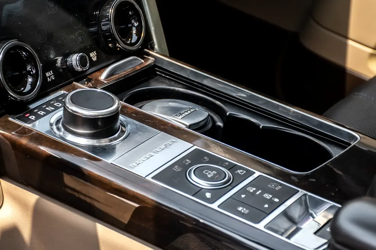 Land Rover Range Rover 5.0 V8 Supercharged AT AWD (550 hp) - 13