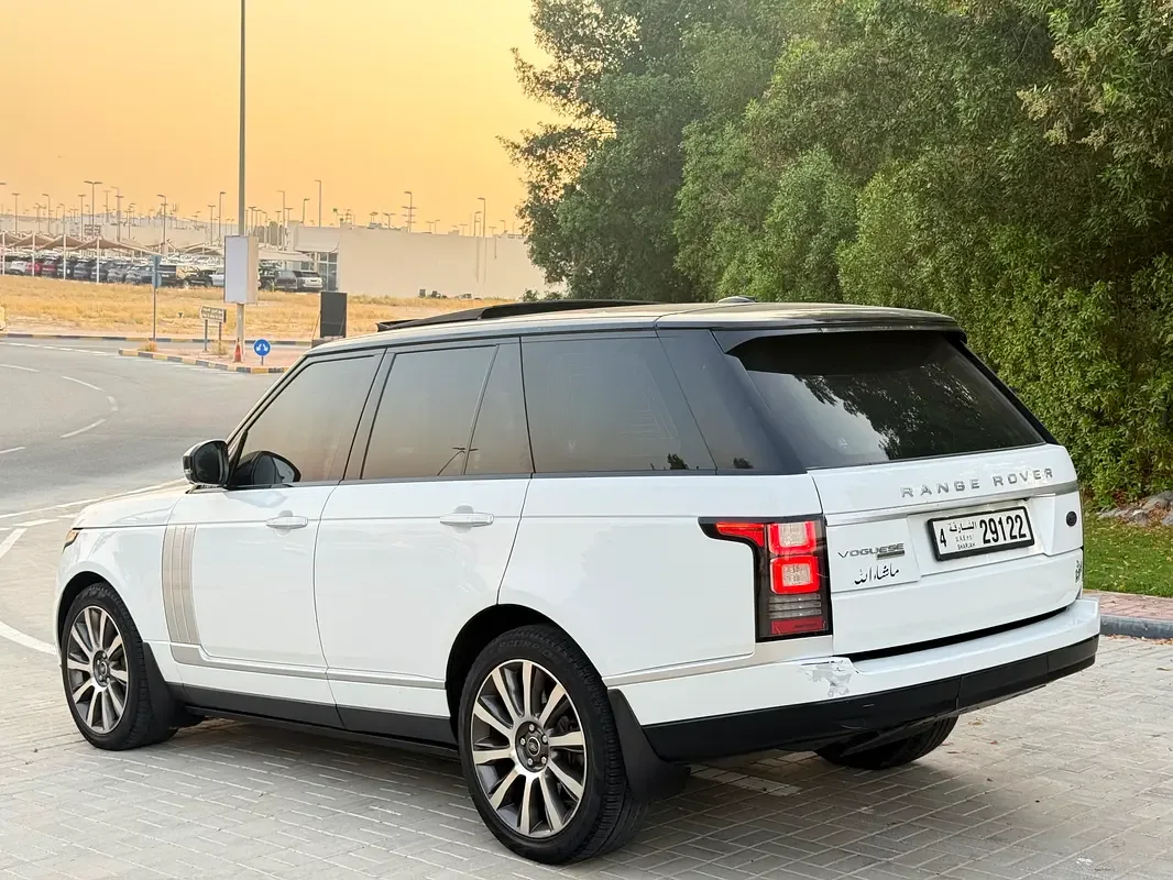 Land Rover Range Rover 5.0 V8 Supercharged AT AWD (550 حصان) - 5