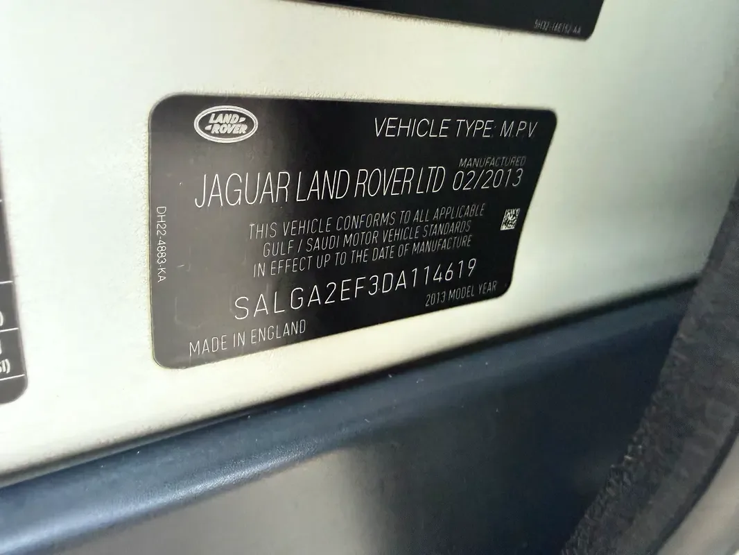 Land Rover Range Rover 5.0 V8 Supercharged AT AWD (550 حصان) - 11