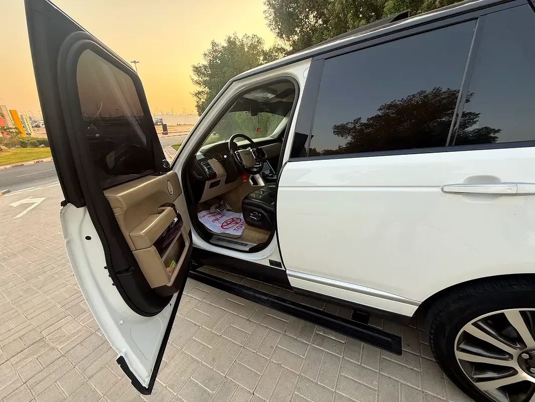 Land Rover Range Rover 5.0 V8 Supercharged AT AWD (550 حصان) - 12