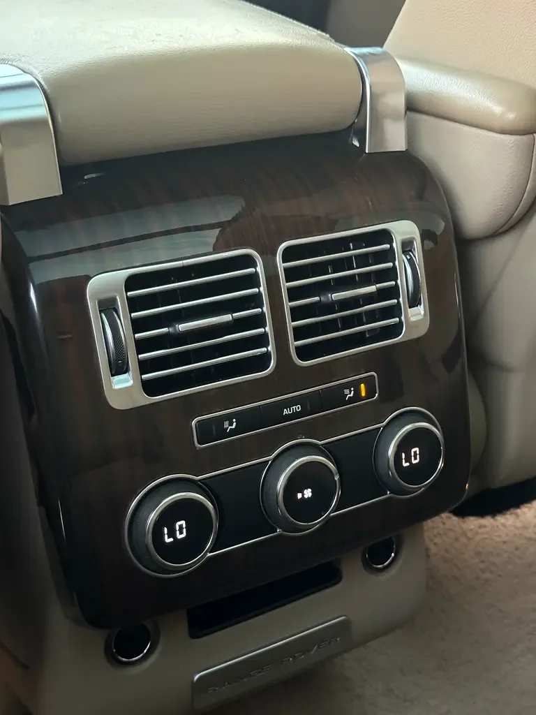 Land Rover Range Rover 5.0 V8 Supercharged AT AWD (550 hp) - 17