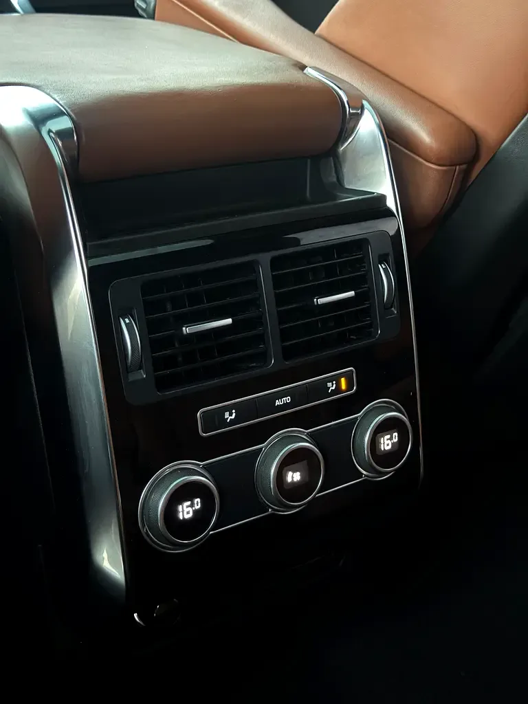 Land Rover Range Rover 5.0 V8 Supercharged AT AWD (550 hp) - 17