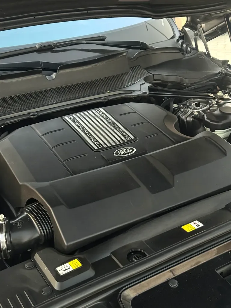 Land Rover Range Rover 5.0 V8 Supercharged AT AWD (550 hp) - 19