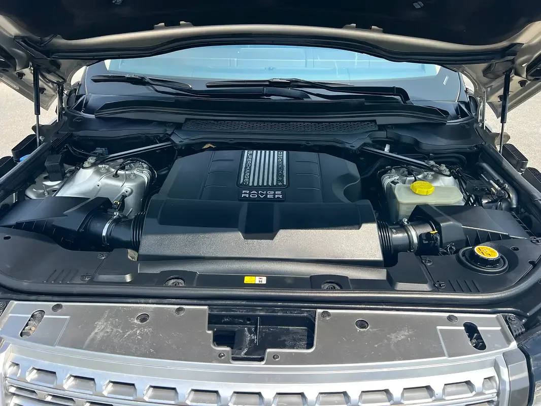 Land Rover Range Rover 5.0 V8 Supercharged AT AWD (550 حصان) - 19