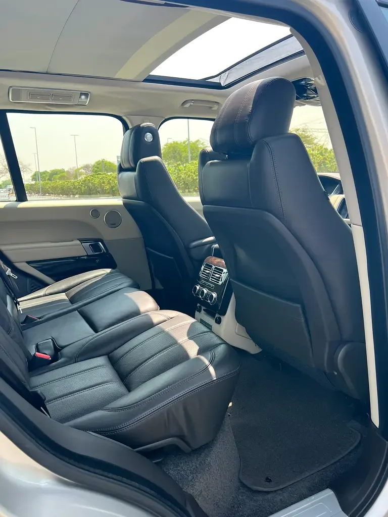 Land Rover Range Rover 5.0 V8 Supercharged AT AWD (550 حصان) - 18