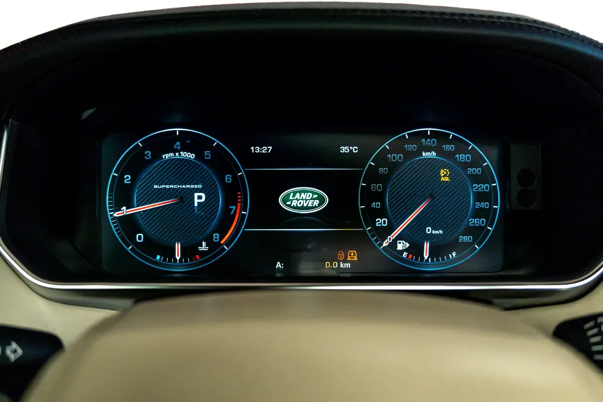 Land Rover Range Rover 5.0 V8 Supercharged AT AWD (550 حصان) - 20