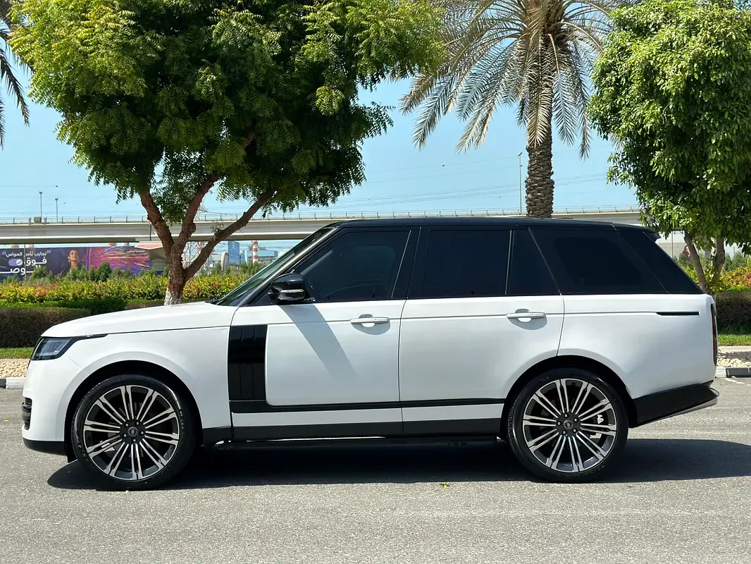 Land Rover Range Rover 5.0 V8 Supercharged AT AWD (550 حصان)