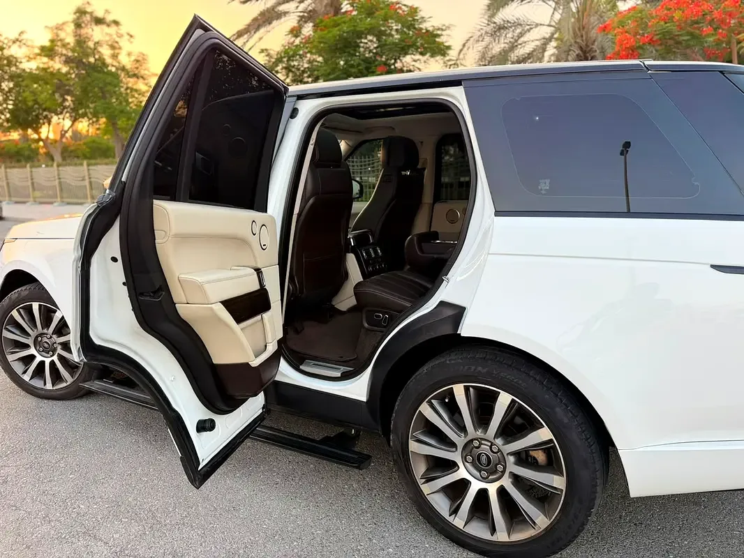 Land Rover Range Rover 5.0 V8 Supercharged AT AWD (550 hp) - 16