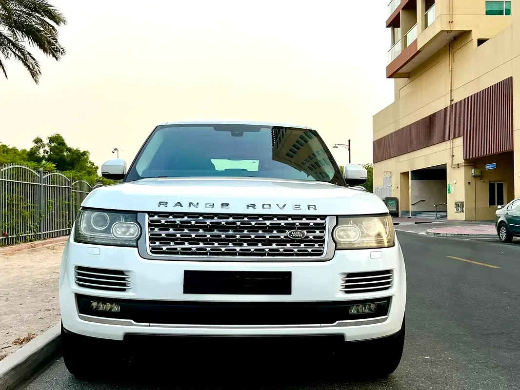 Land Rover Range Rover 5.0 V8 Supercharged AT AWD (550 حصان) - 6