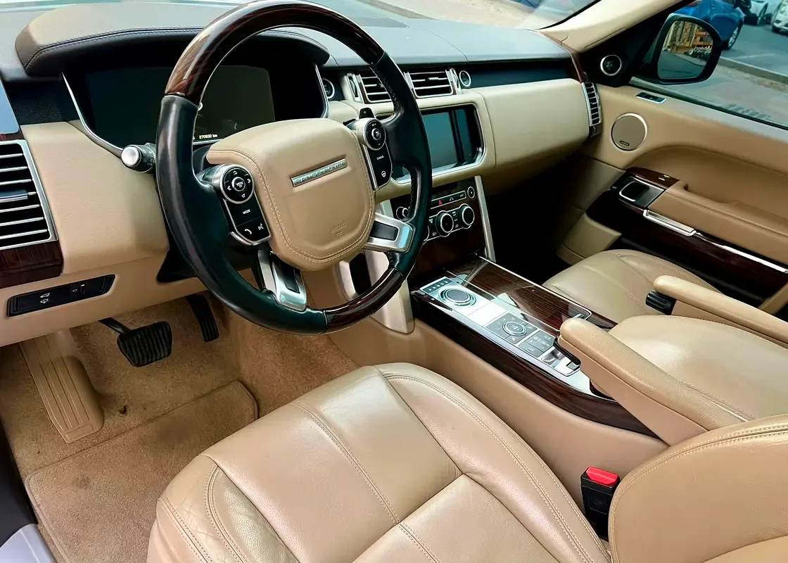 Land Rover Range Rover 5.0 V8 Supercharged AT AWD (550 حصان) - 10