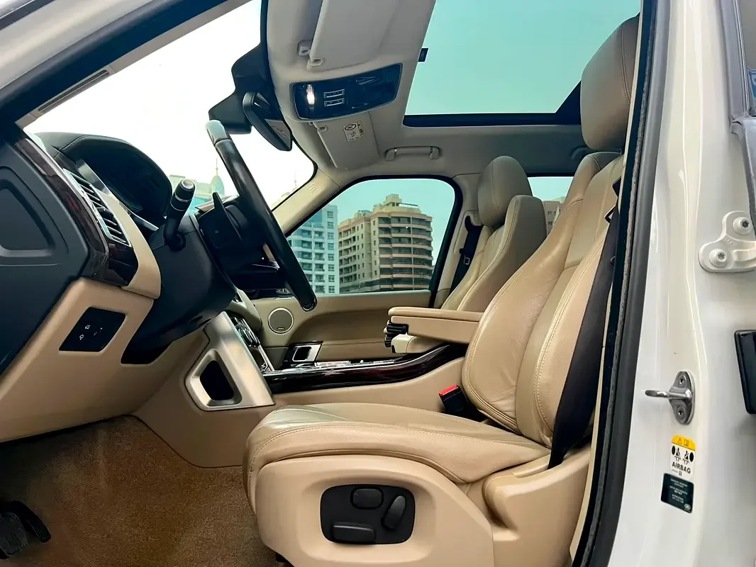 Land Rover Range Rover 5.0 V8 Supercharged AT AWD (550 حصان) - 11