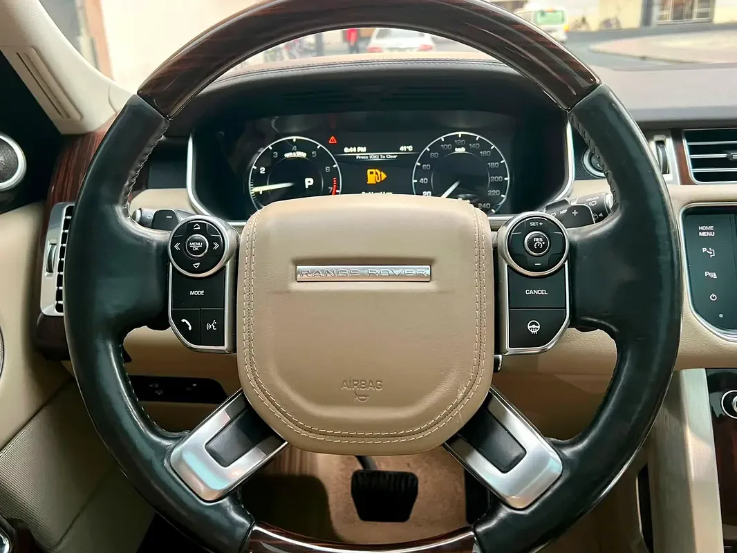 Land Rover Range Rover 5.0 V8 Supercharged AT AWD (550 حصان) - 20