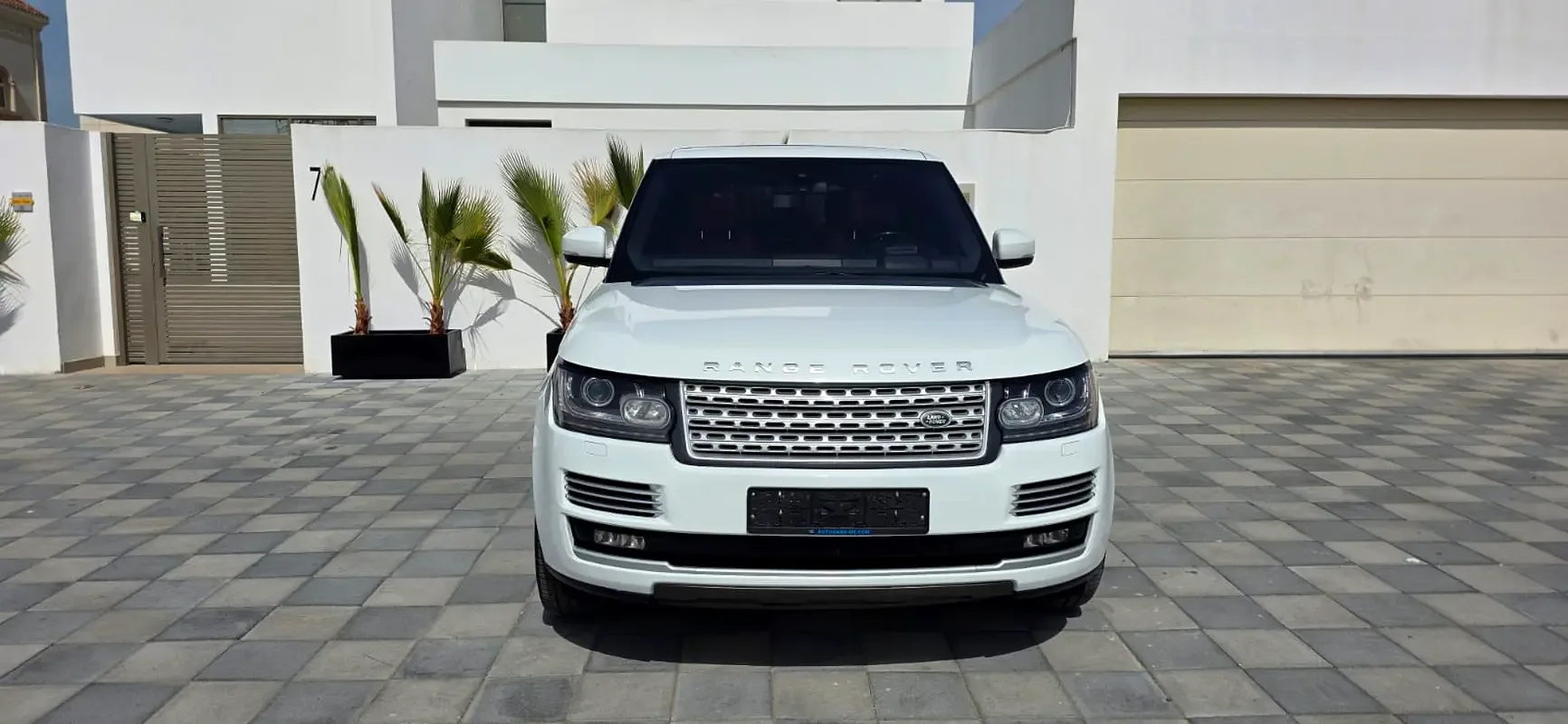 Land Rover Range Rover 5.0 V8 Supercharged AT AWD (550 حصان) - 4