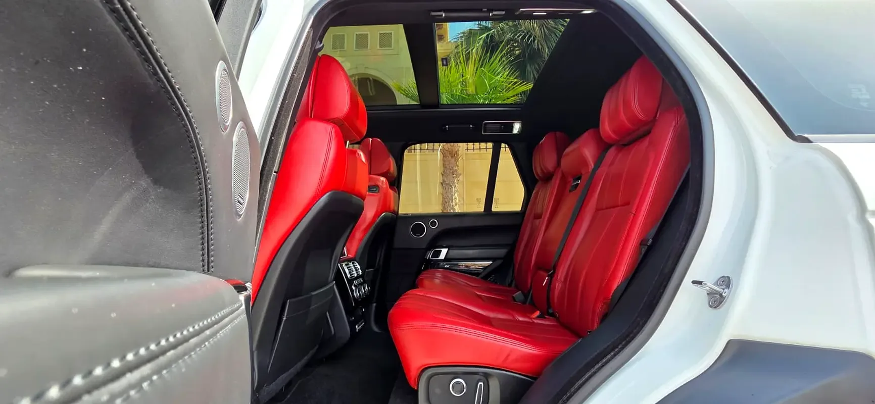 Land Rover Range Rover 5.0 V8 Supercharged AT AWD (550 حصان) - 11