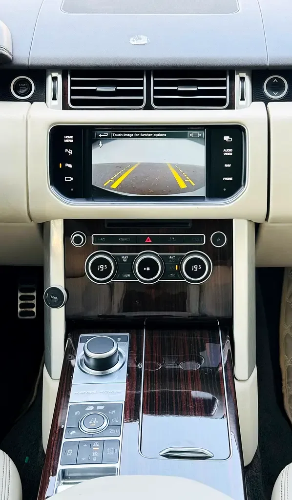 Land Rover Range Rover 5.0 V8 Supercharged AT AWD (550 حصان) - 16