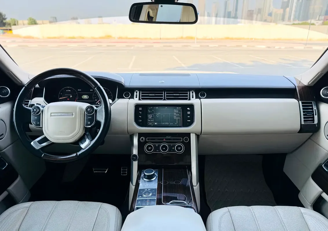 Land Rover Range Rover 5.0 V8 Supercharged AT AWD (550 حصان) - 19
