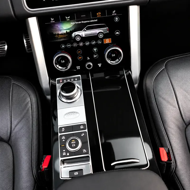 Land Rover Range Rover 5.0 V8 Supercharged AT AWD (565 حصان) - 11