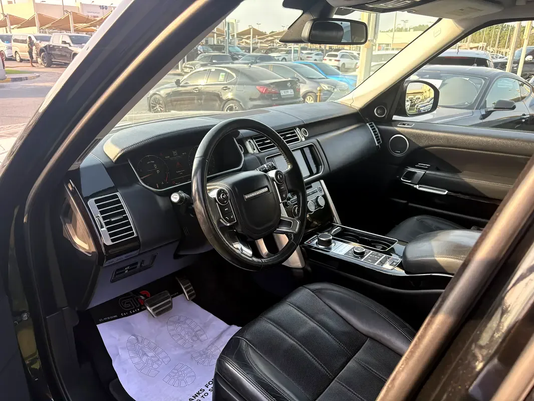Land Rover Range Rover 5.0 V8 Supercharged AT AWD LWB (550 حصان) - 11