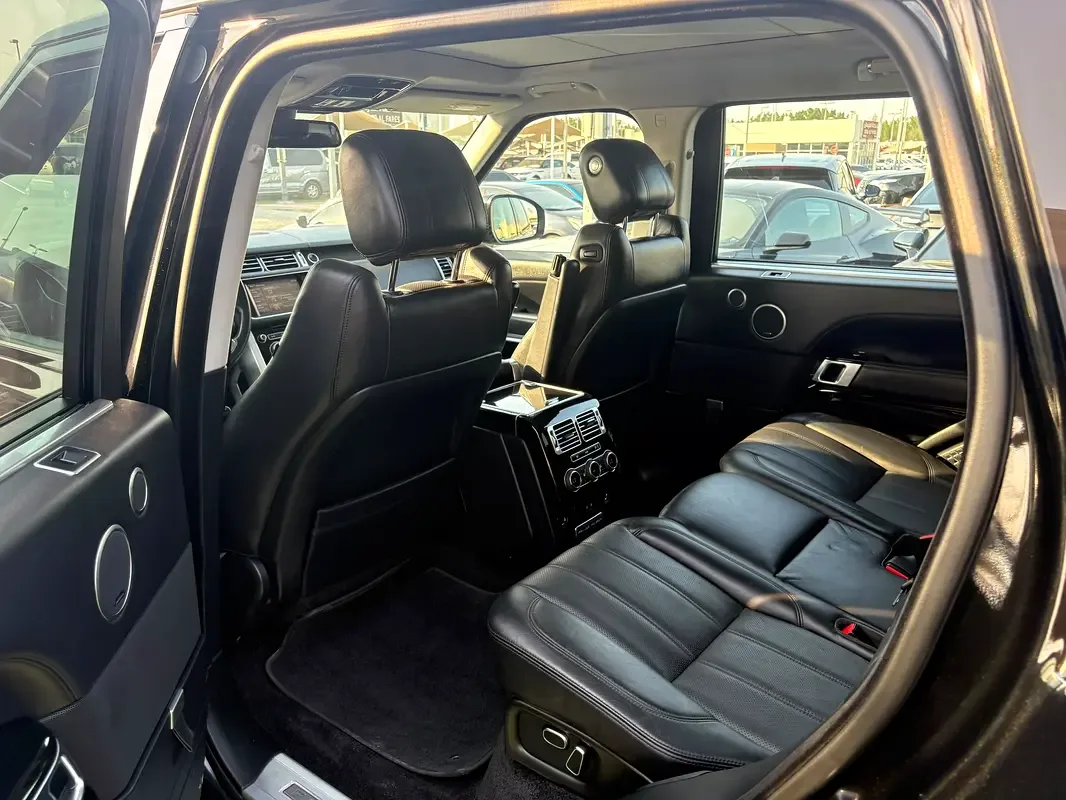 Land Rover Range Rover 5.0 V8 Supercharged AT AWD LWB (550 حصان) - 10