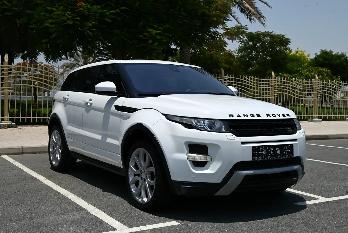 Land Rover Range Rover Evoque 2.0 AT 4WD (240 hp)