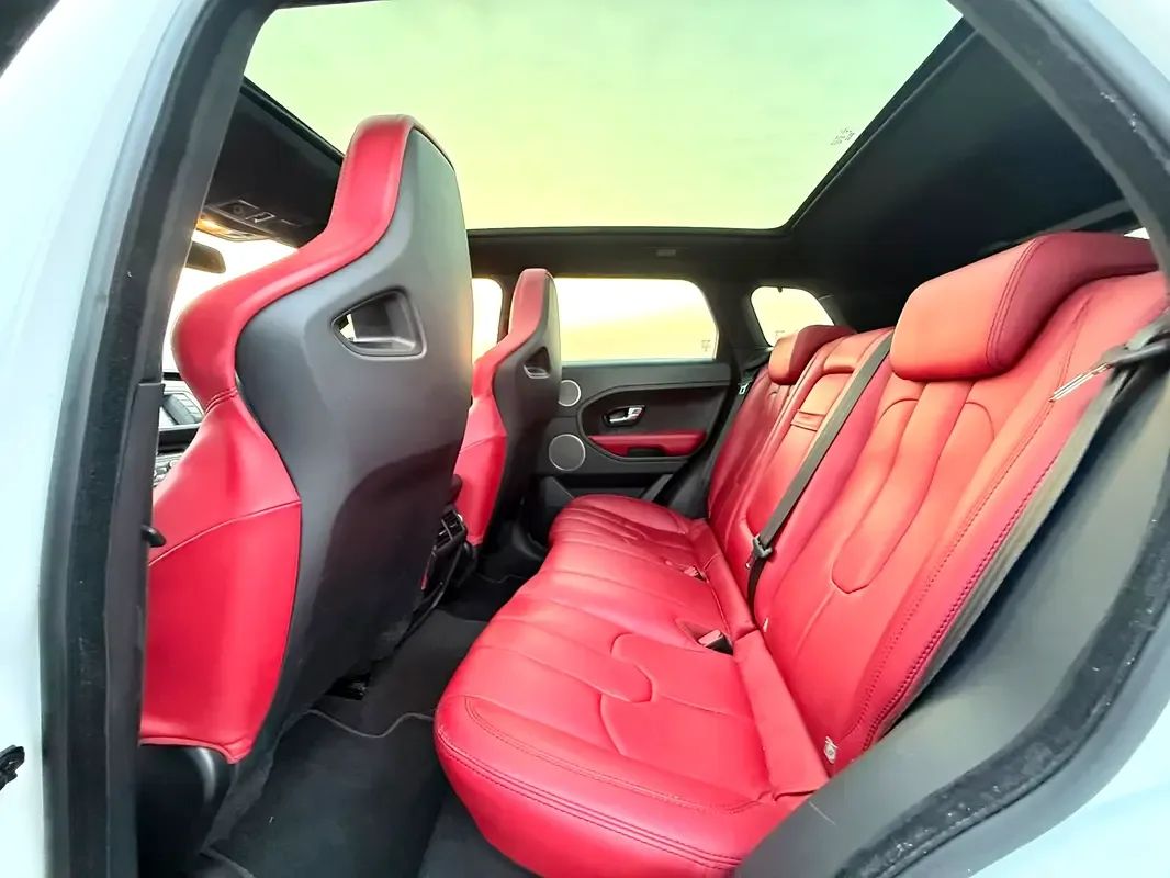 Land Rover Range Rover Evoque 2.0 AT 4WD (240 حصان) - 13