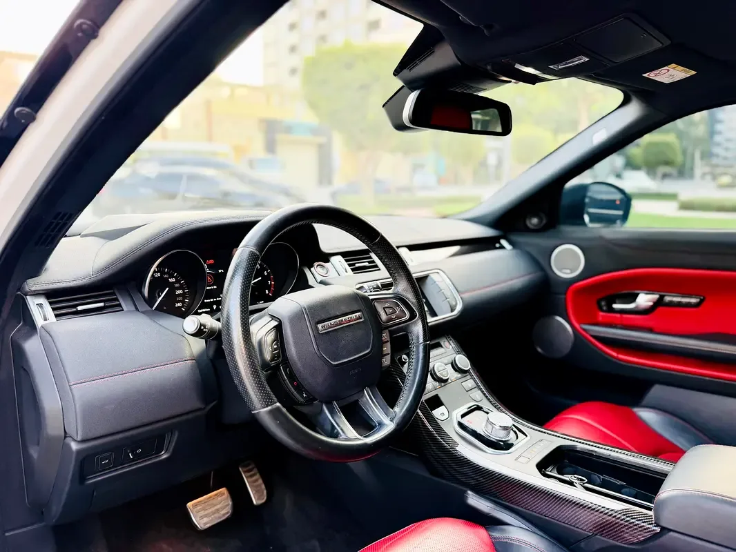Land Rover Range Rover Evoque 2.0 AT 4WD (240 حصان) - 7