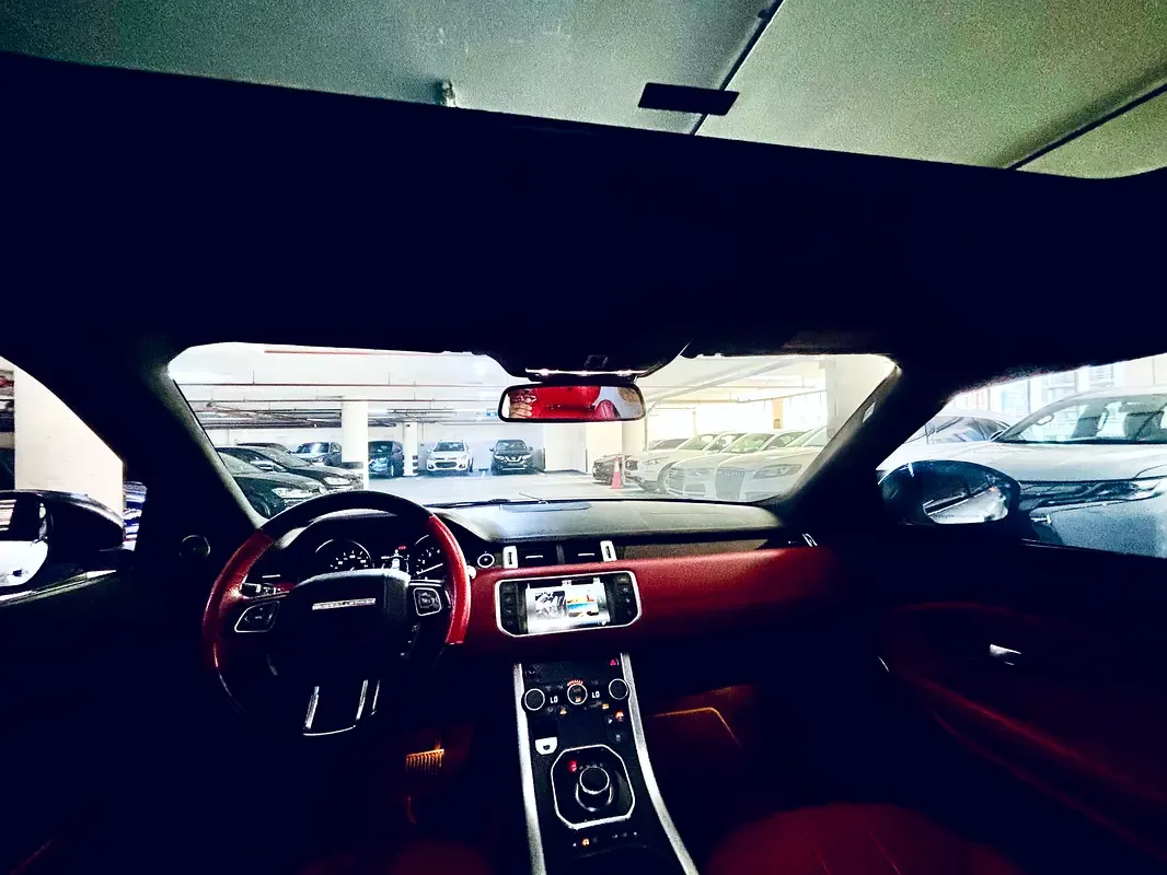 Land Rover Range Rover Evoque 2.0 AT 4WD (240 hp) - 11