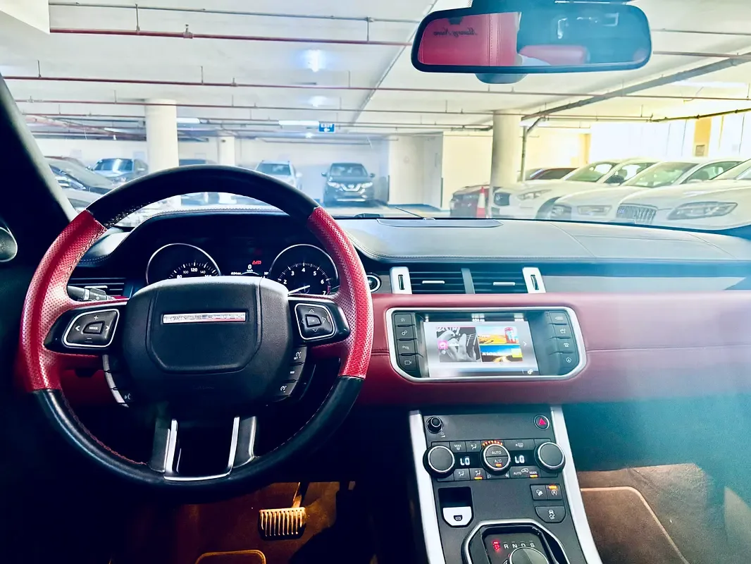 Land Rover Range Rover Evoque 2.0 AT 4WD (240 hp) - 12