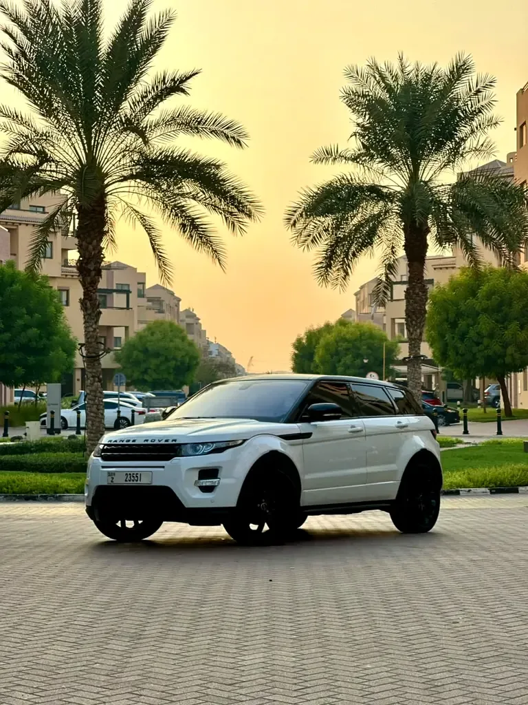 Land Rover Range Rover Evoque 2.0 AT 4WD (240 حصان) - 4