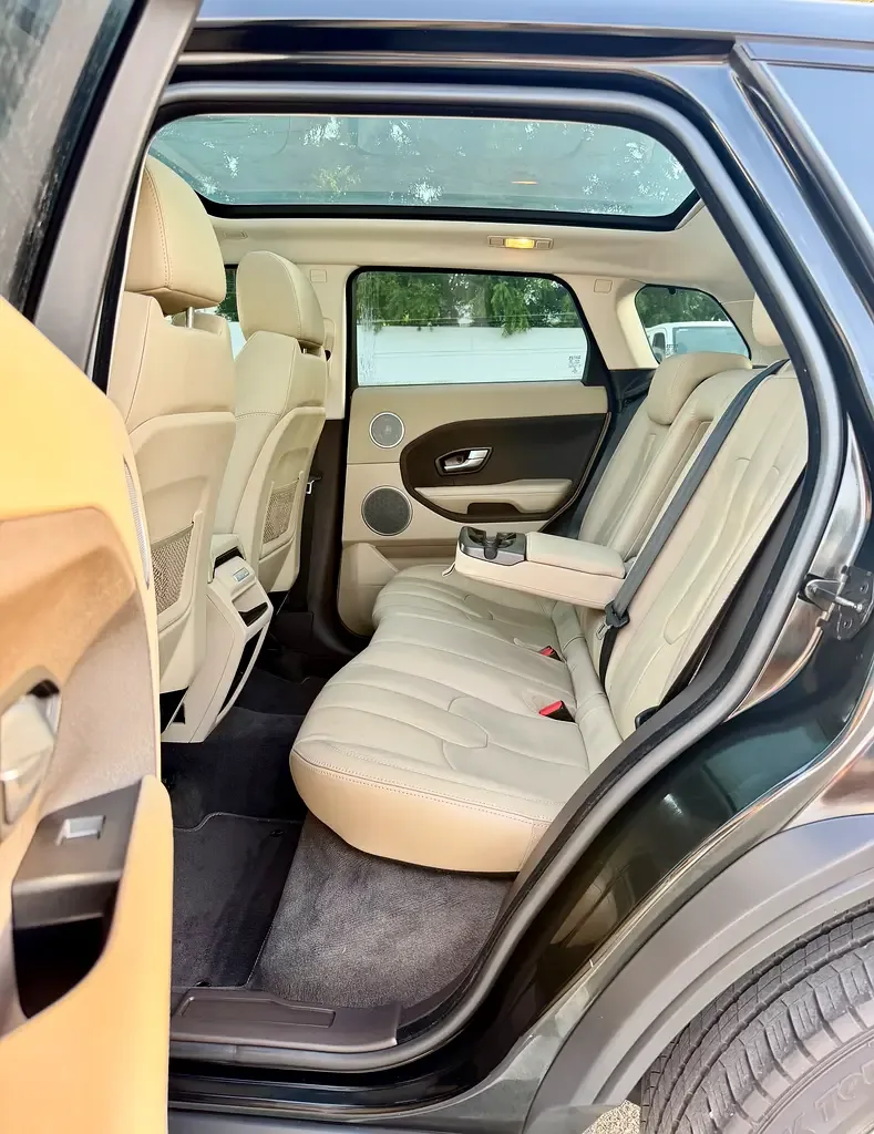 Land Rover Range Rover Evoque 2.0 AT 4WD (240 hp) - 11