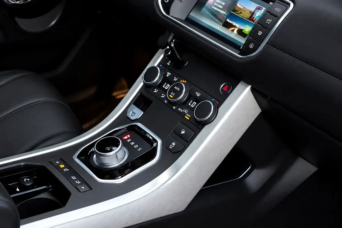 Land Rover Range Rover Evoque 2.0 AT 4WD (240 hp) - 8