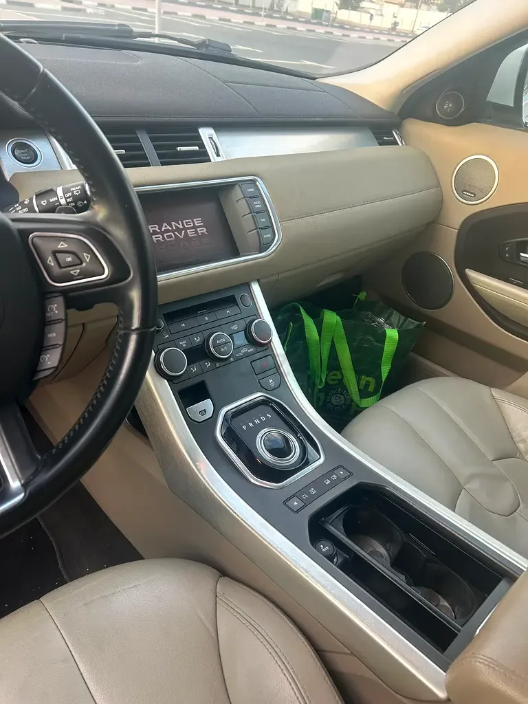 Land Rover Range Rover Evoque 2.0 AT 4WD (240 حصان) - 9
