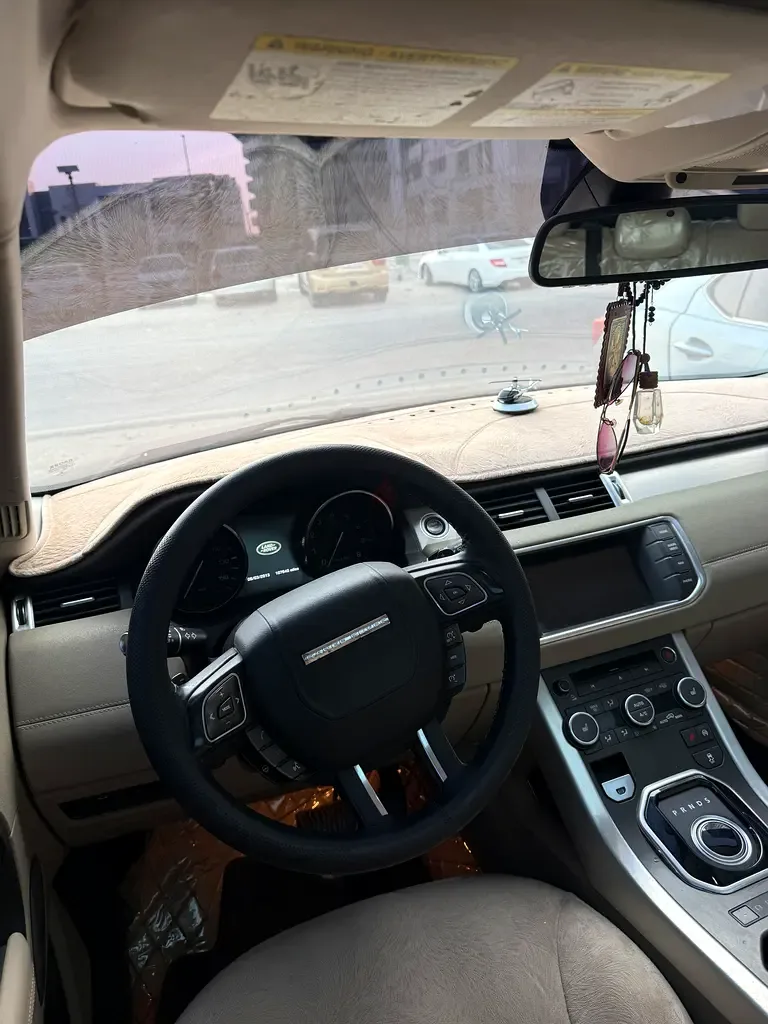 Land Rover Range Rover Evoque 2.0 AT 4WD (285 hp) - 7