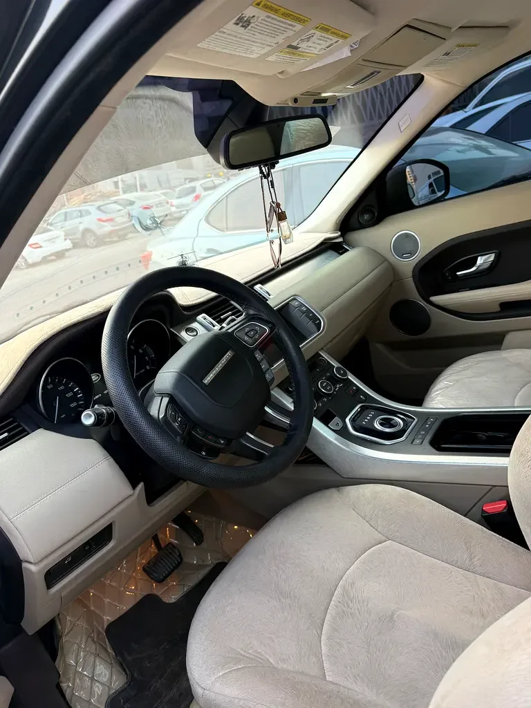 Land Rover Range Rover Evoque 2.0 AT 4WD (285 hp) - 9
