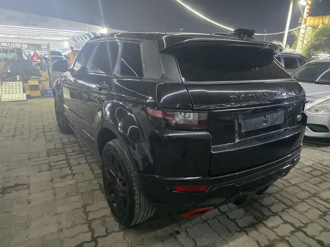 Land Rover Range Rover Evoque 2.0 AT AWD (200 hp)