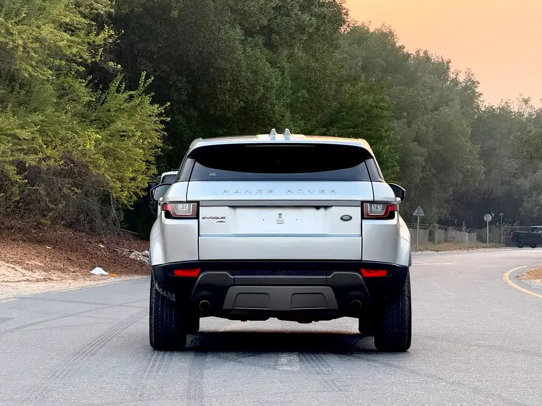 Land Rover Range Rover Evoque 2.0 AT AWD (240 hp) - 6