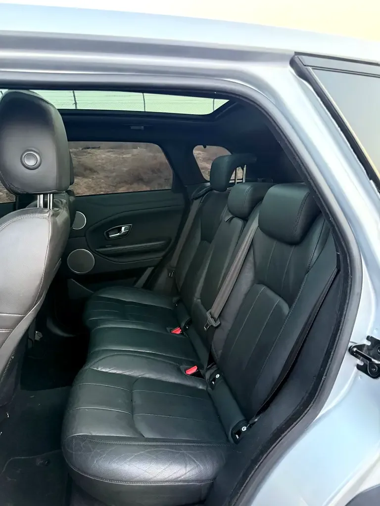 Land Rover Range Rover Evoque 2.0 AT AWD (240 hp) - 9