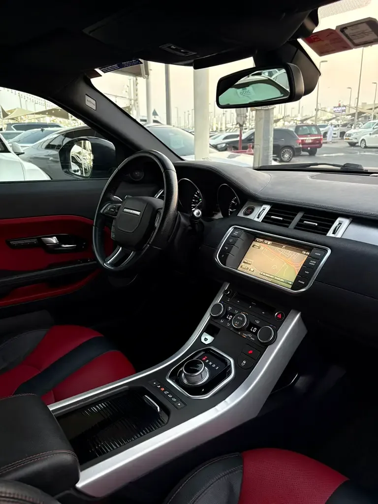 Land Rover Range Rover Evoque 2.0 AT AWD (240 حصان) - 18