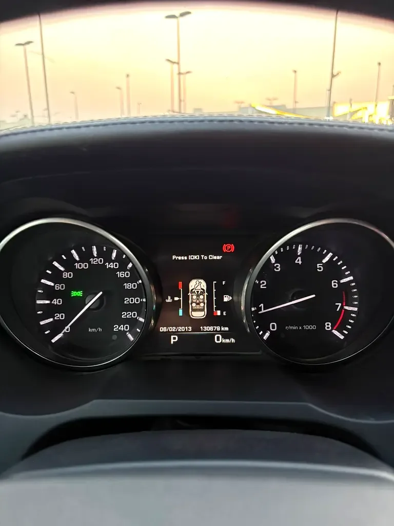 Land Rover Range Rover Evoque 2.0 AT AWD (240 حصان) - 19