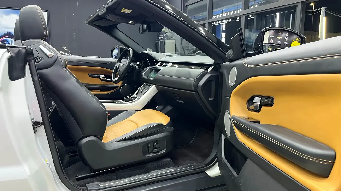 Land Rover Range Rover Evoque 2.0 AT AWD (240 hp) - 11